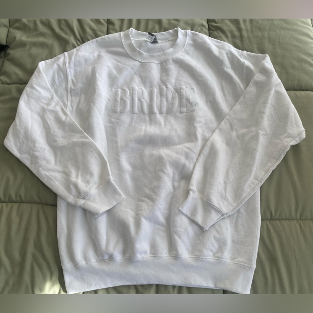 BRIDE Sweatshirt with M+C Sleeve Detail